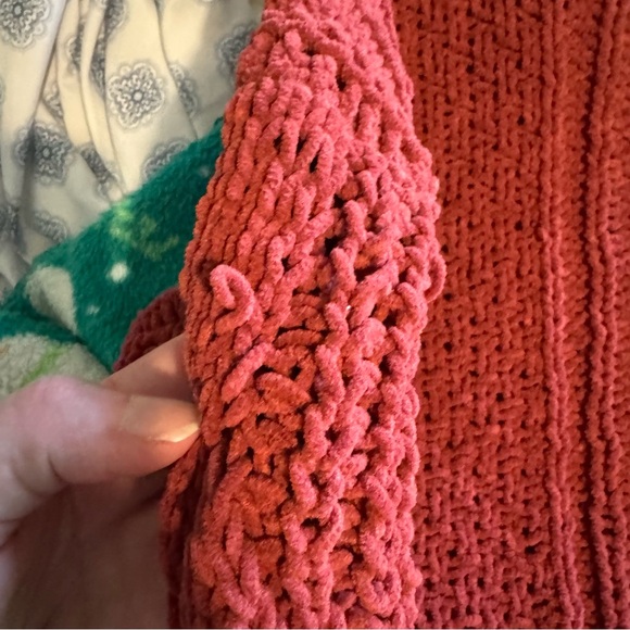 Aeropostale size small sweater - Picture 7 of 8